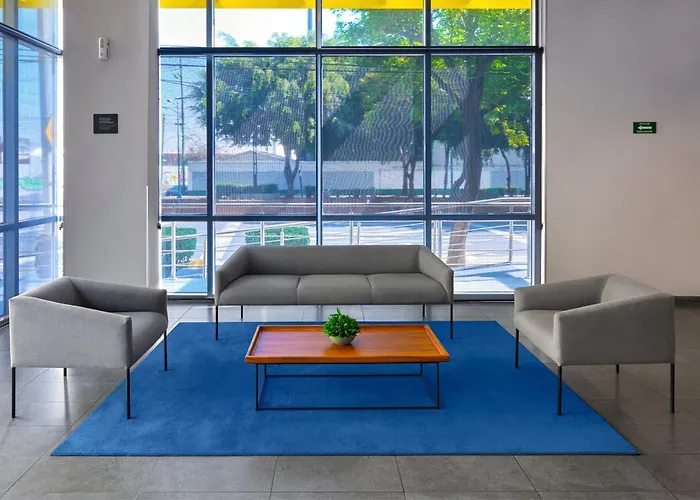 Hotel Express By Marriott Ciudad De La