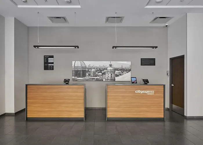 Hotel Express By Marriott Ciudad De La Mexico City