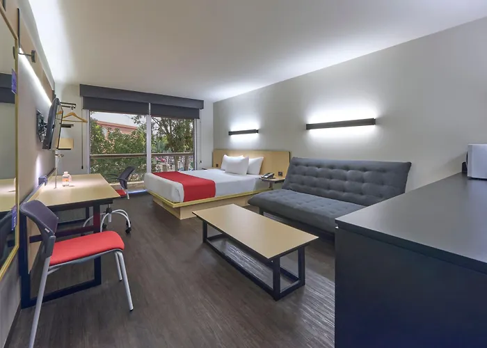 Hotel Express By Marriott Ciudad De La Mexico